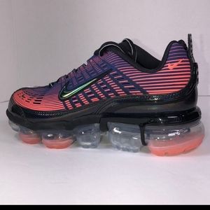 WOMAN'S NIKE AIR MAX SNEAKERS